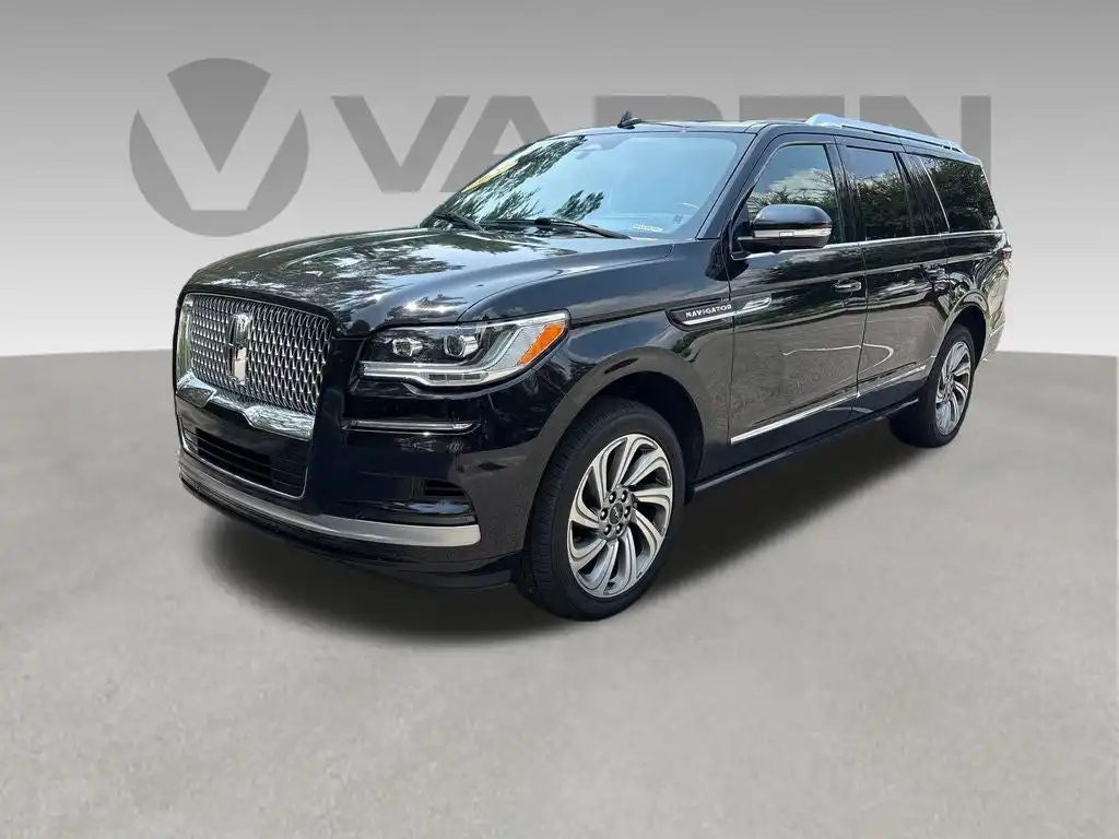2022 Lincoln Navigator Reserve L's photo