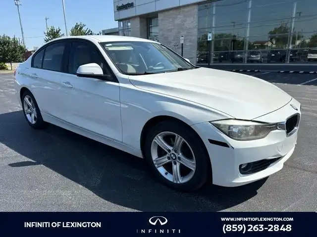 2015 BMW 3 Series 328i Sedan Sport Line's photo