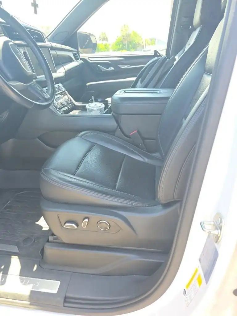 2021 GMC Yukon Denali AWD's photo