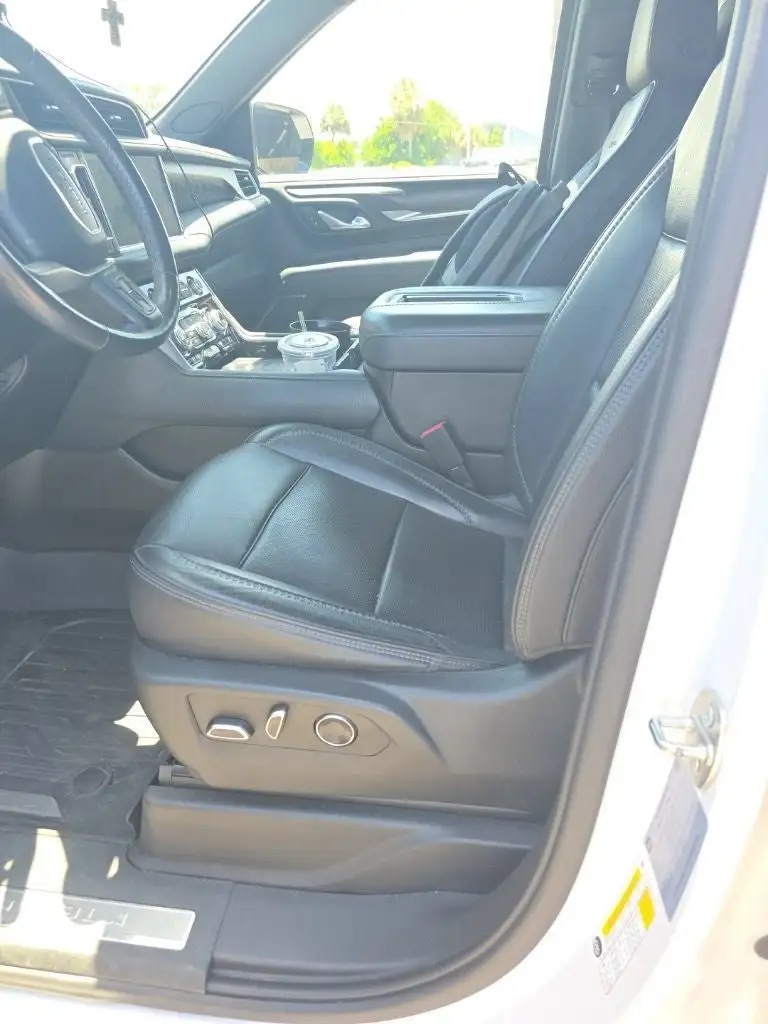 2021 GMC Yukon Denali AWD's photo