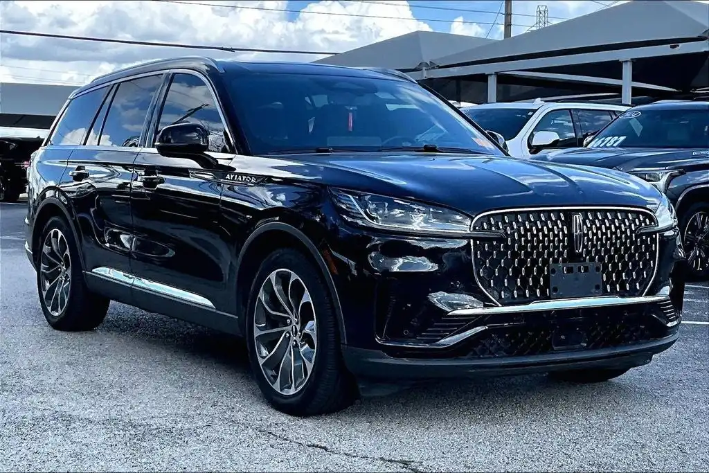 2025 Lincoln Aviator Reserve RWD's photo