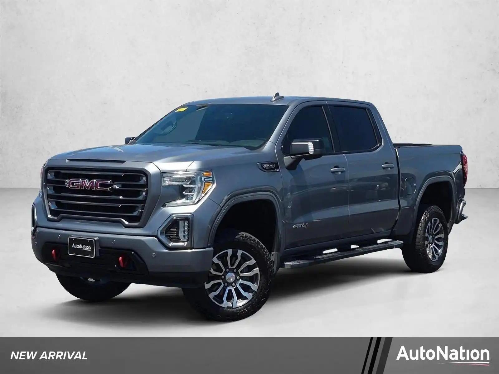 2019 GMC Sierra 4WD Crew Cab Short Box AT4's photo