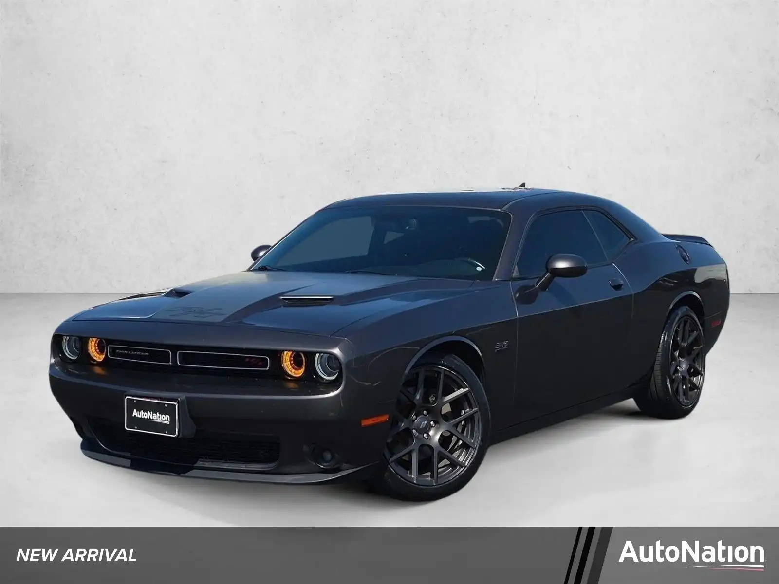 2017 Dodge Challenger R/T's photo