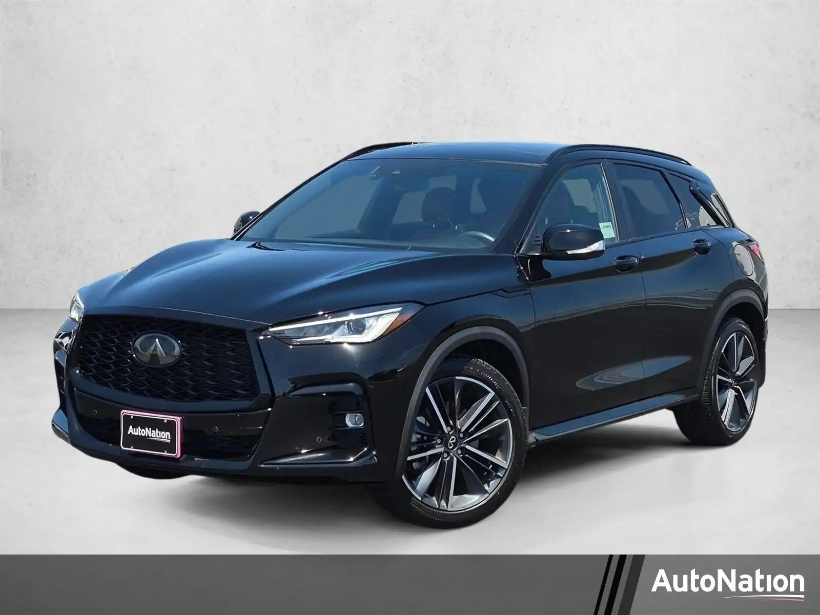 2025 INFINITI QX50's photo