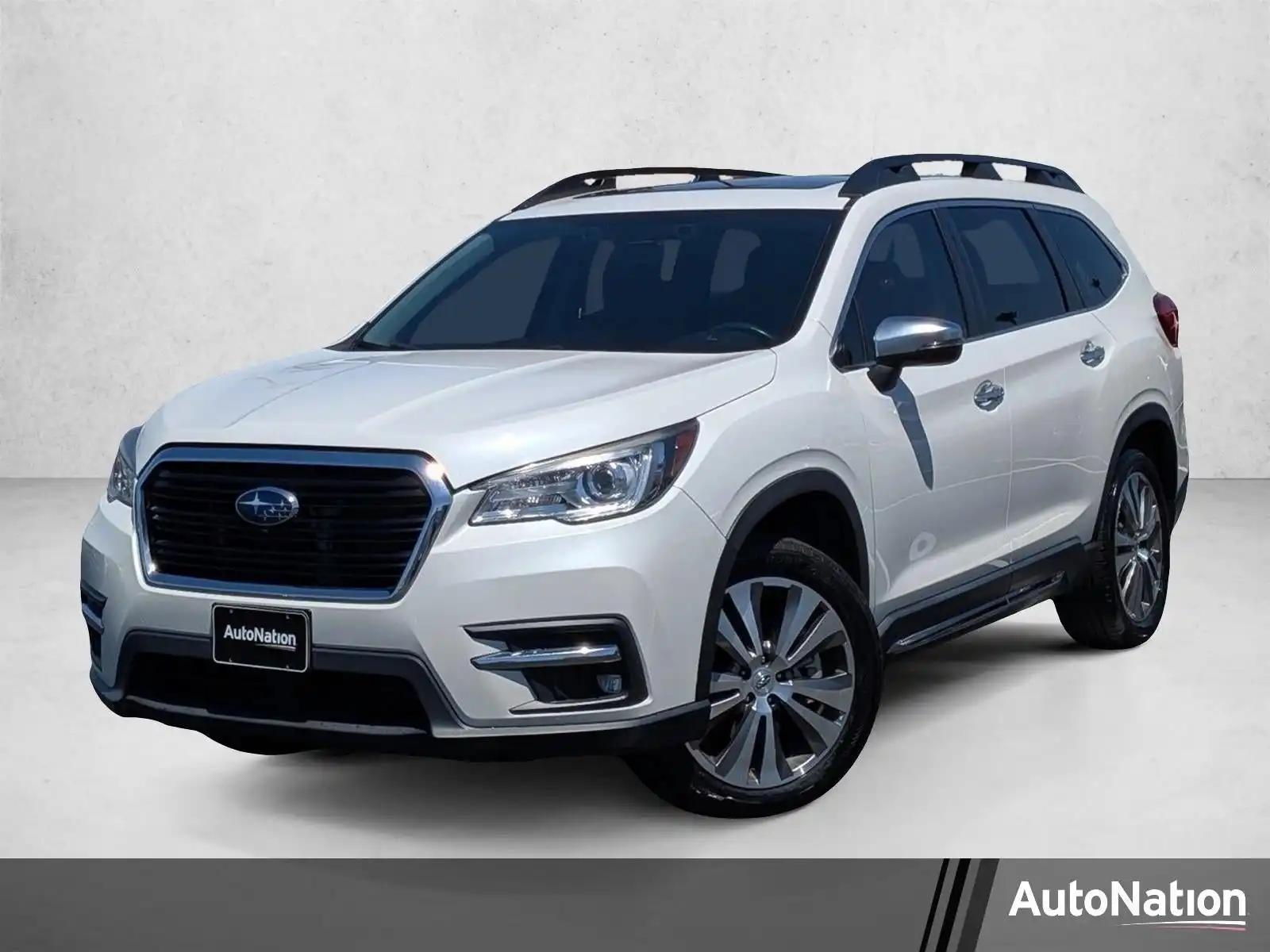 2022 Subaru Ascent Touring's photo