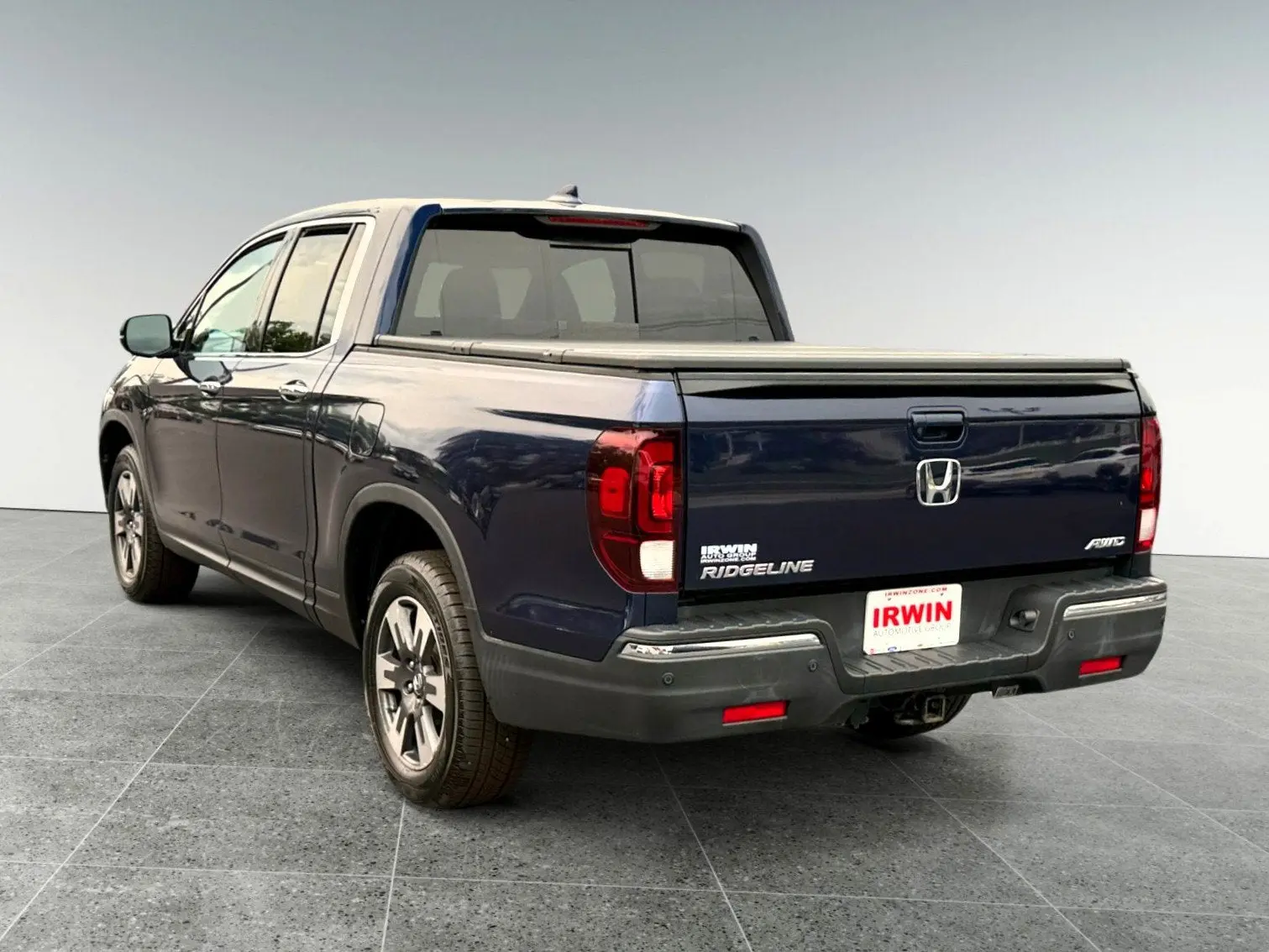 2019 Honda Ridgeline RTL-E AWD photo 4