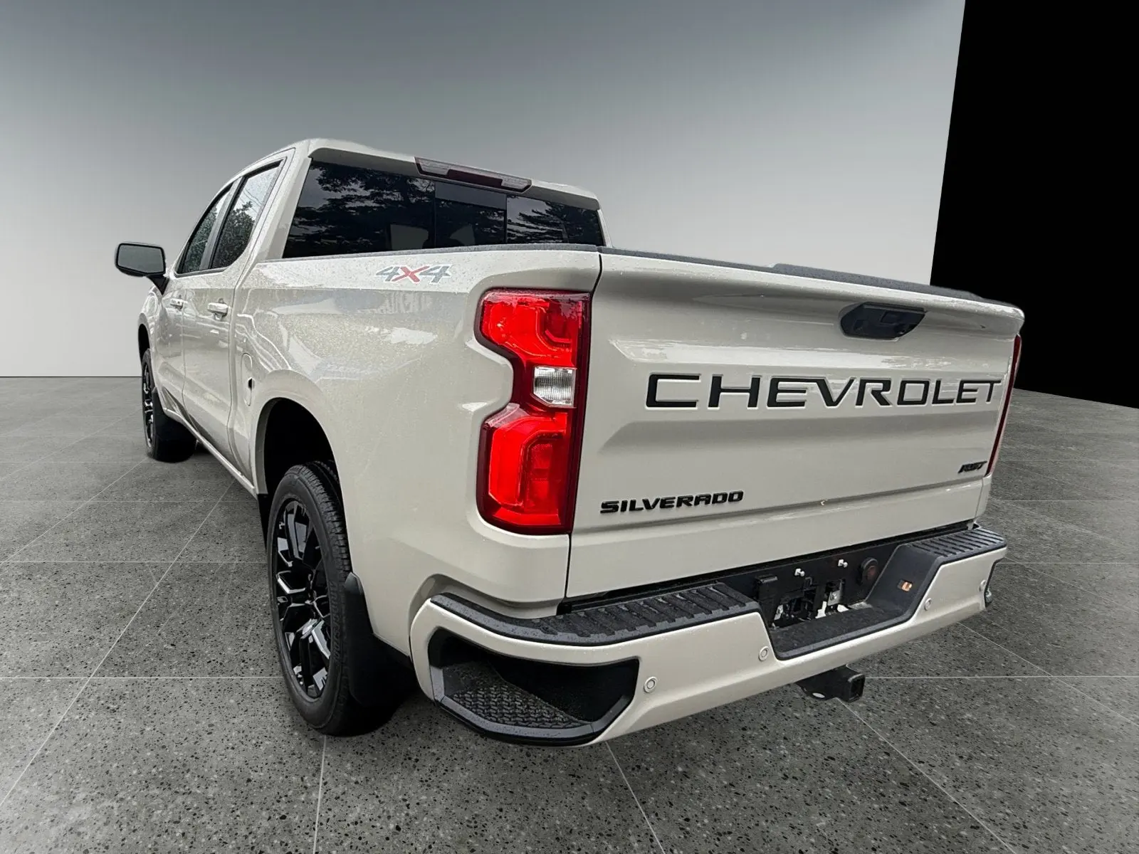 2026 Chevrolet Silverado 1500 RST 4X4 Crew Cab Short Box photo 3