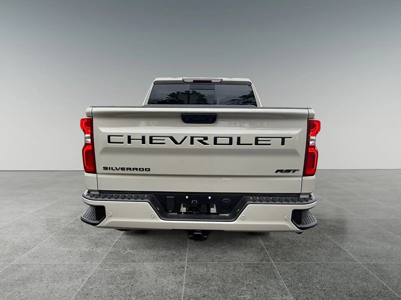2026 Chevrolet Silverado 1500 RST 4X4 Crew Cab Short Box photo 4