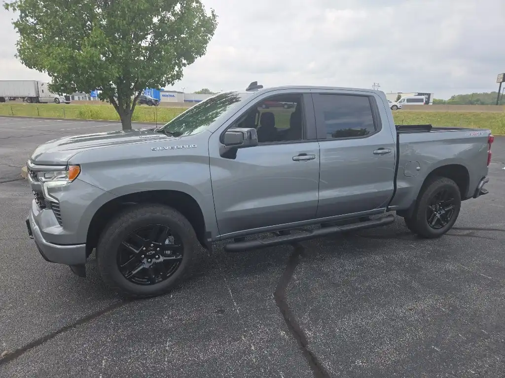 2026 Chevrolet Silverado 1500 RST 4WD Crew Cab Short Box's photo