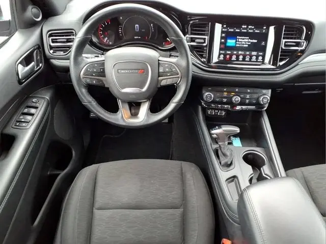2024 Dodge Durango SXT AWD photo 4
