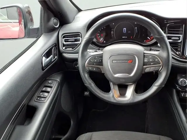 2024 Dodge Durango SXT AWD photo 5