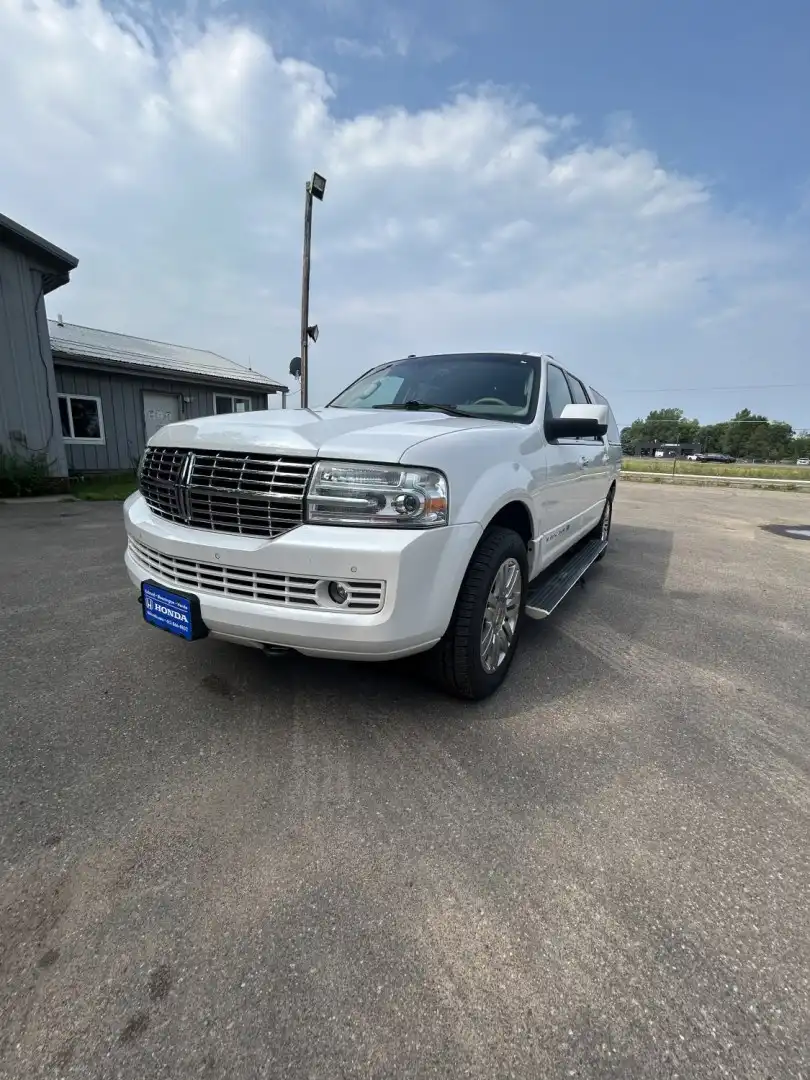 2011 Lincoln Navigator 4x4 L's photo