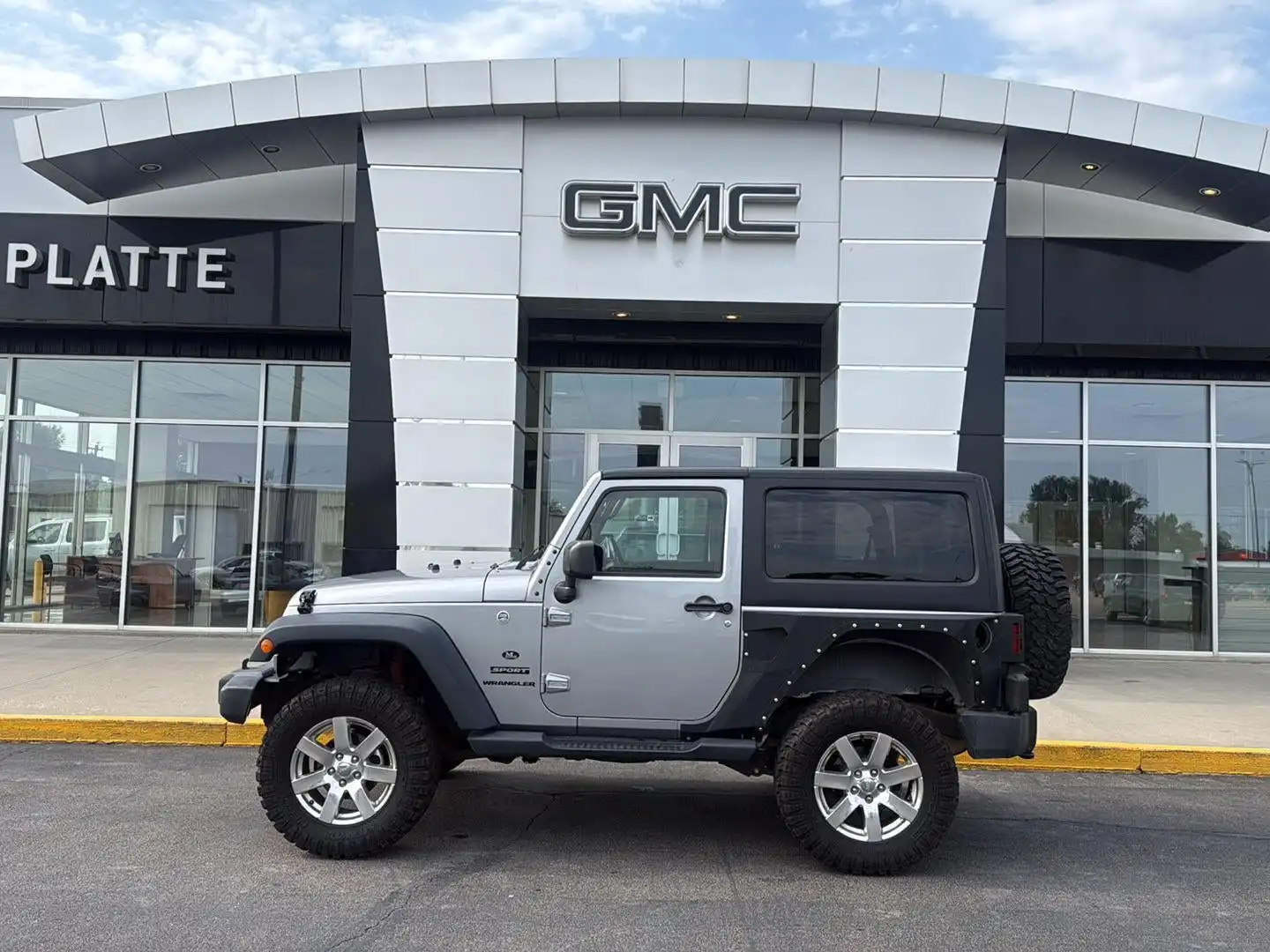 2017 Jeep Wrangler Sport S's photo