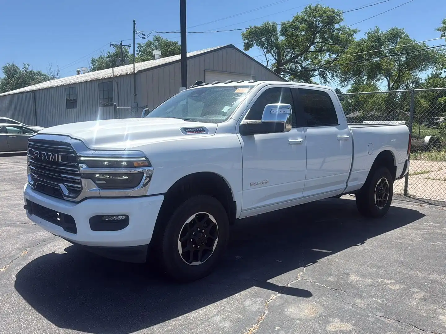 2026 RAM 2500 Laramie 4X4 Crew Cab SWB's photo