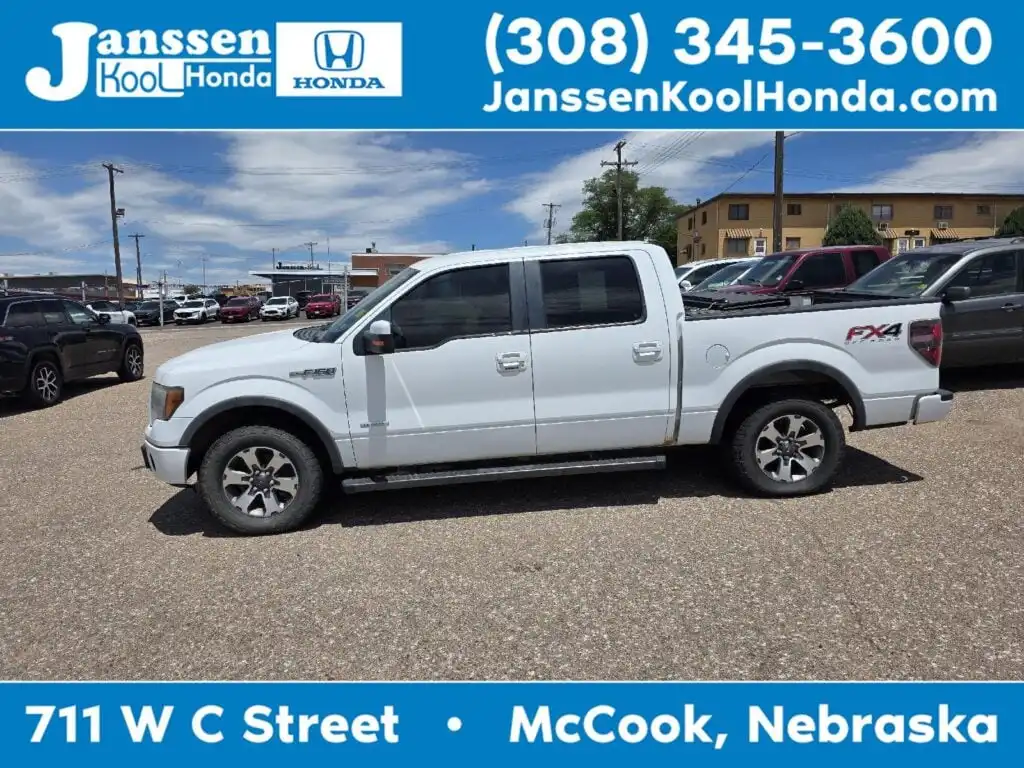 2012 Ford F-150 XLT 4x4 SuperCrew 145-in's photo