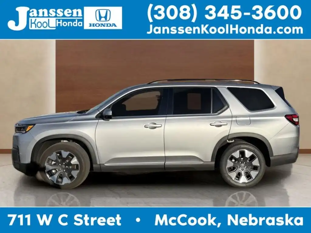 2026 Honda Pilot Touring AWD's photo