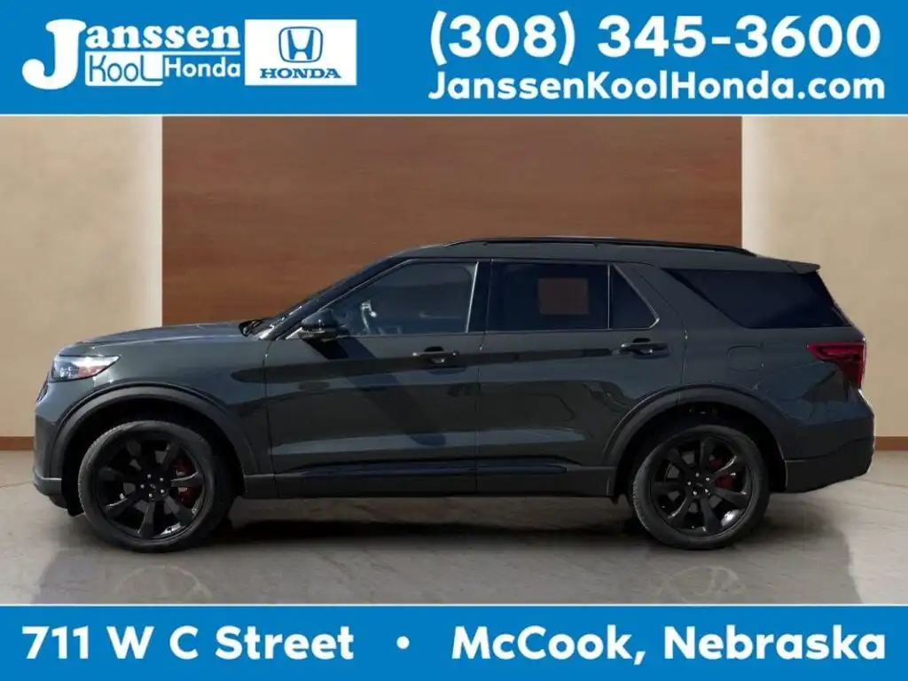 2024 Ford Explorer ST 4WD's photo