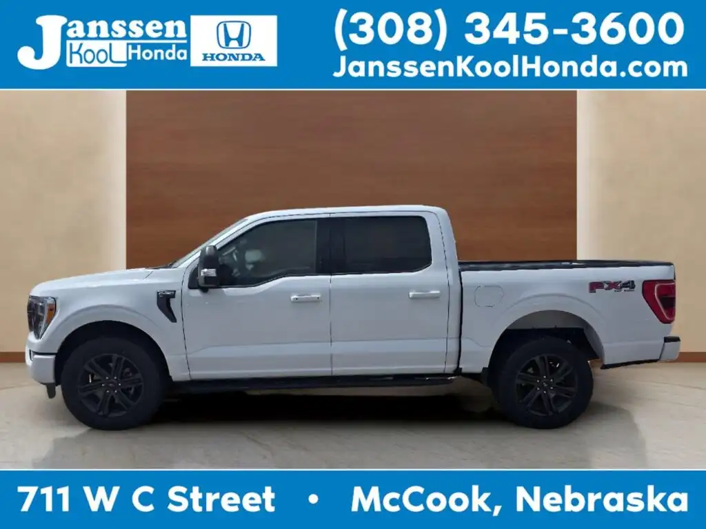 2022 Ford F-150 XLT 4WD SuperCrew 5-1/2' Box's photo