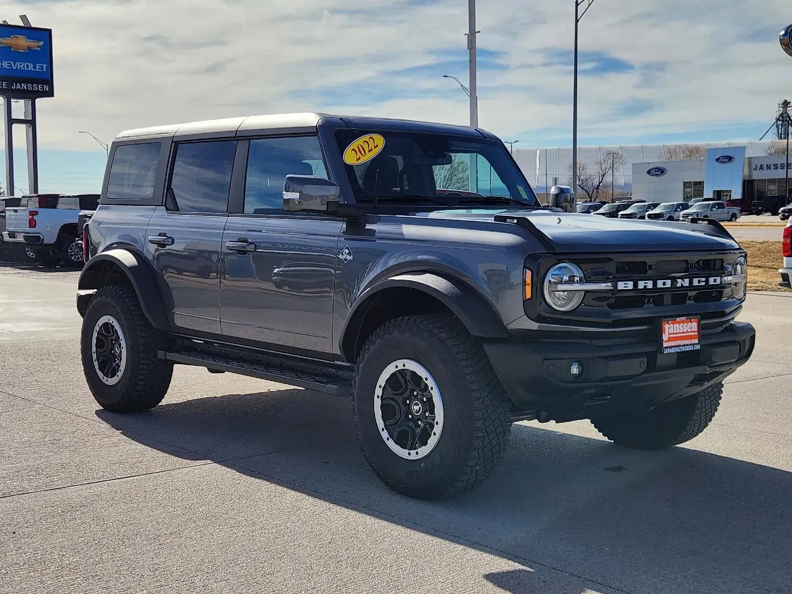 2023 Ford Bronco Outer Banks 4x4 photo 4