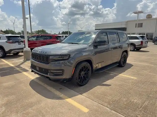 2023 Jeep Wagoneer Series II Carbide 4WD's photo