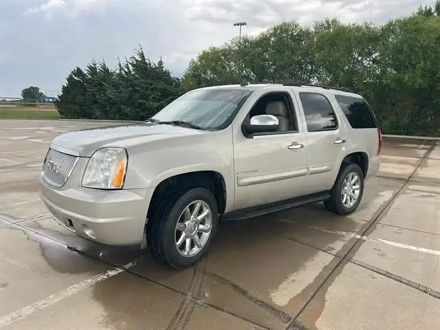 2007 GMC Yukon 4WD SLE1's photo