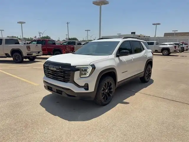 2027 GMC Terrain Elevation FWD's photo