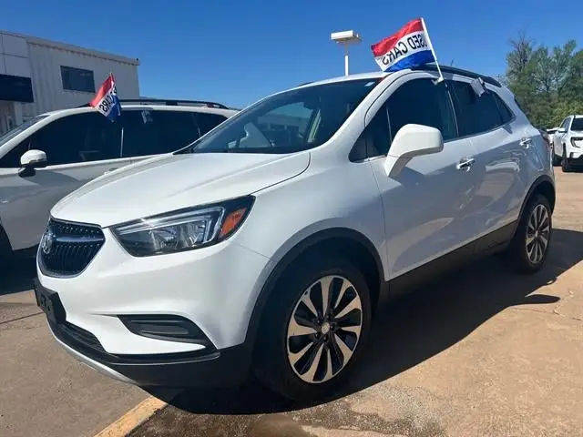 2022 Buick Encore Preferred AWD photo 1