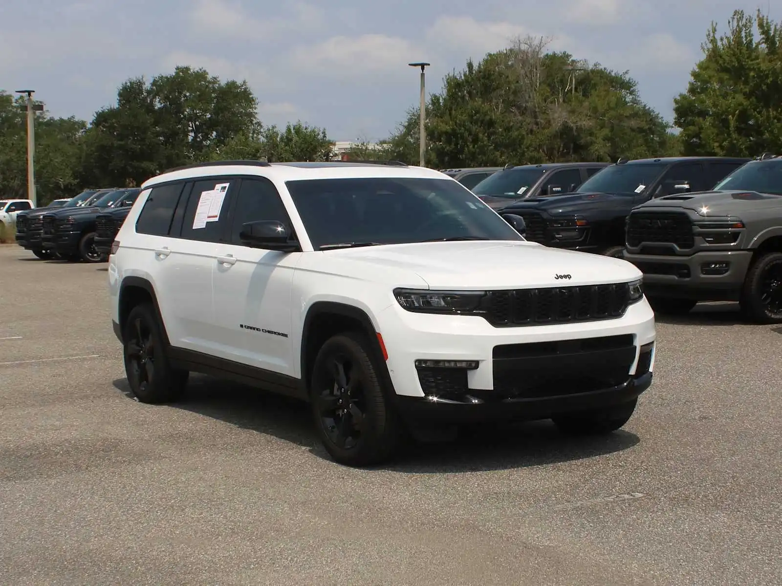 2024 Jeep Grand Cherokee L Limited's photo