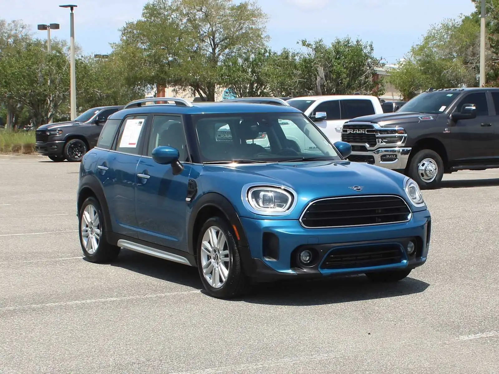 2022 MINI Countryman's photo