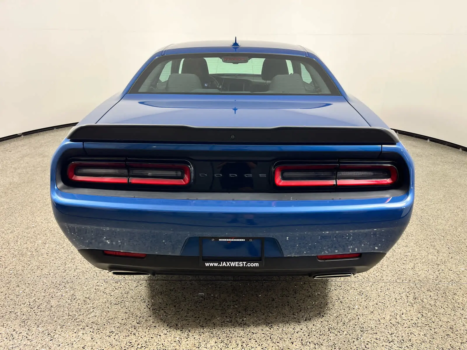 2023 Dodge Challenger SXT Auto photo 5
