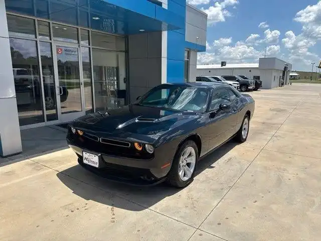 2023 Dodge Challenger SXT Auto's photo
