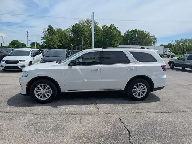 2023 Dodge Durango SXT RWD photo 5