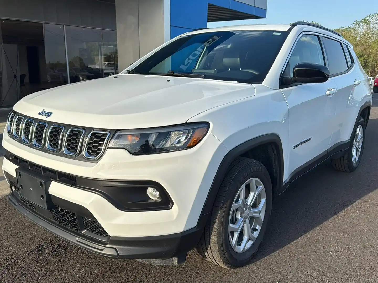 2024 Jeep Compass Latitude 4WD's photo