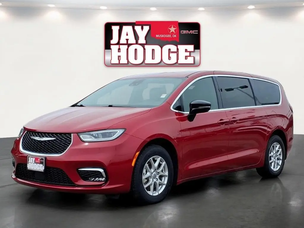 2025 Chrysler Pacifica Select photo 3