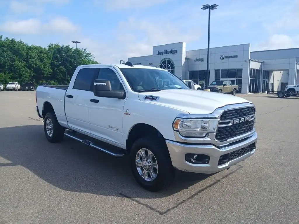 2024 RAM 2500 Big Horn 4X4 Crew Cab SWB's photo