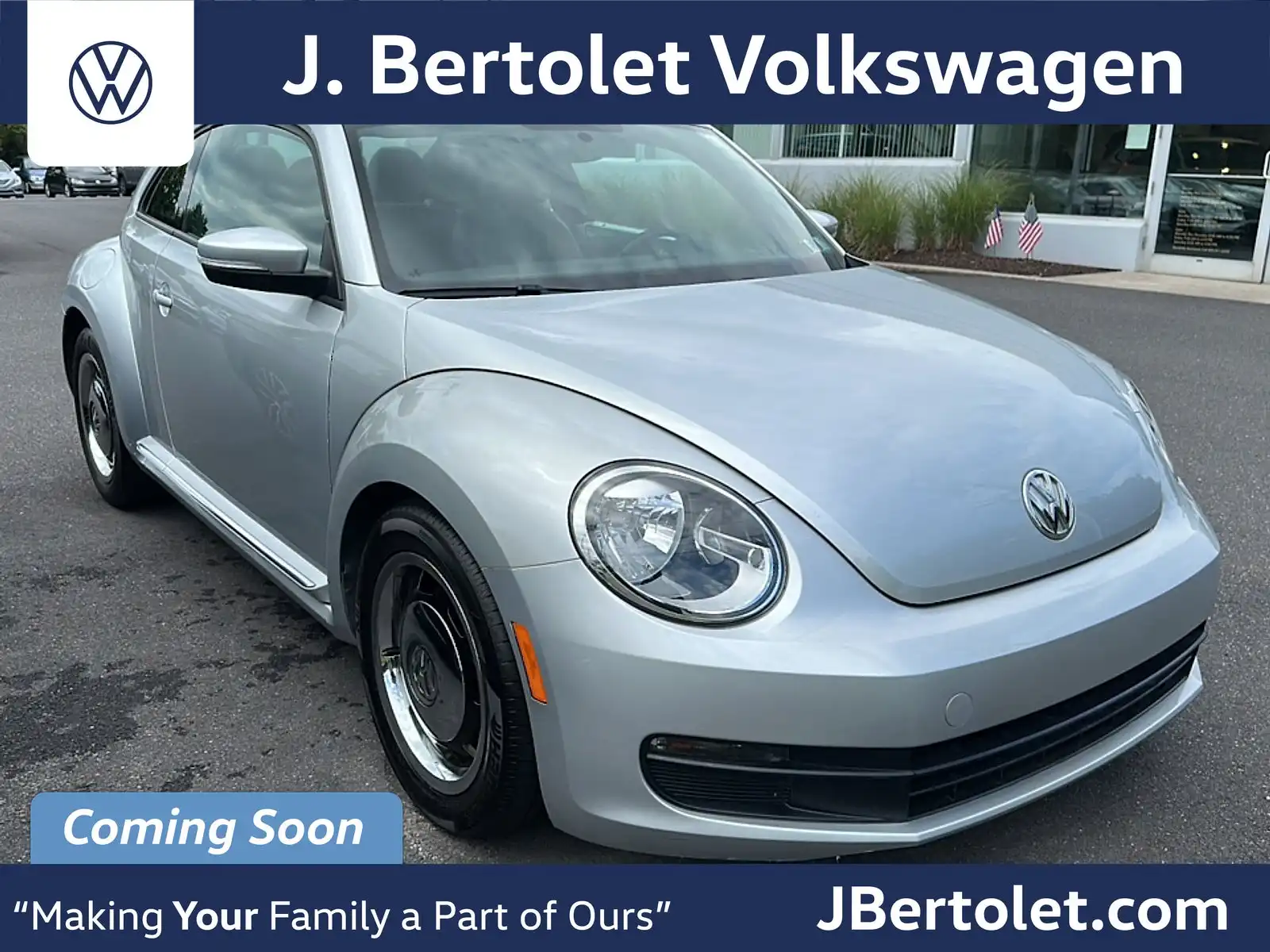 2012 Volkswagen Beetle 2.5L Auto w/Sound & Nav. PZEV's photo