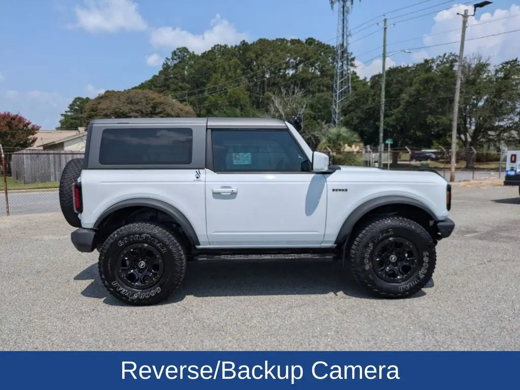 2021 Ford Bronco Outer Banks Advanced 4x4 photo 3