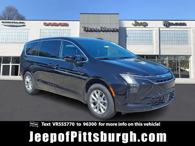 2027 Chrysler Pacifica Select AWD's photo