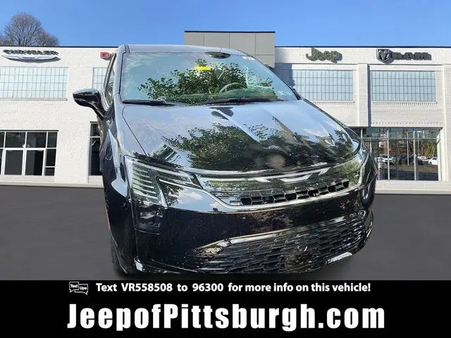 2027 Chrysler Pacifica Select AWD photo 1