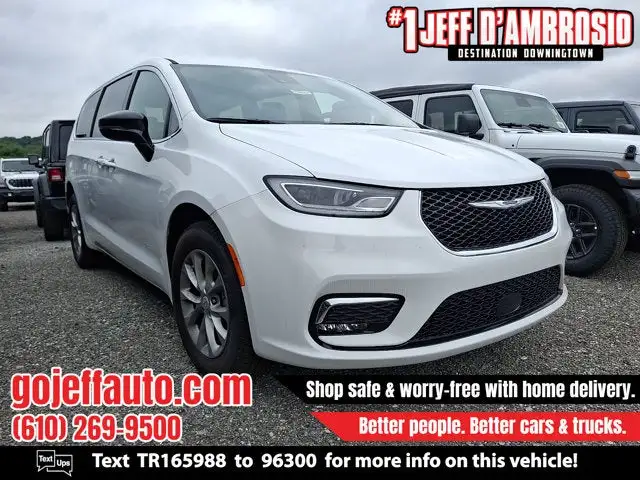 2026 Chrysler Pacifica Select AWD's photo