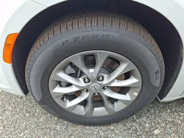 2026 Chrysler Pacifica Select AWD photo 4