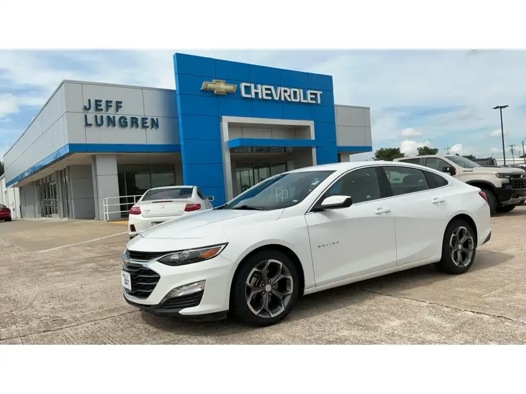 2024 Chevrolet Malibu 1LT's photo
