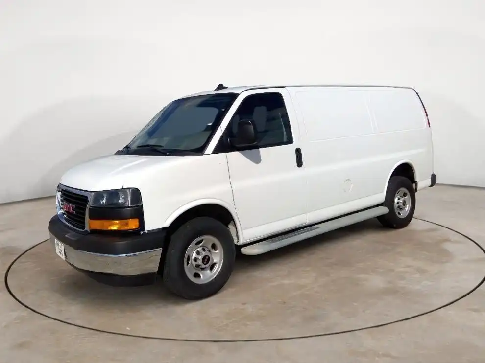 2023 GMC Savana 2500's photo