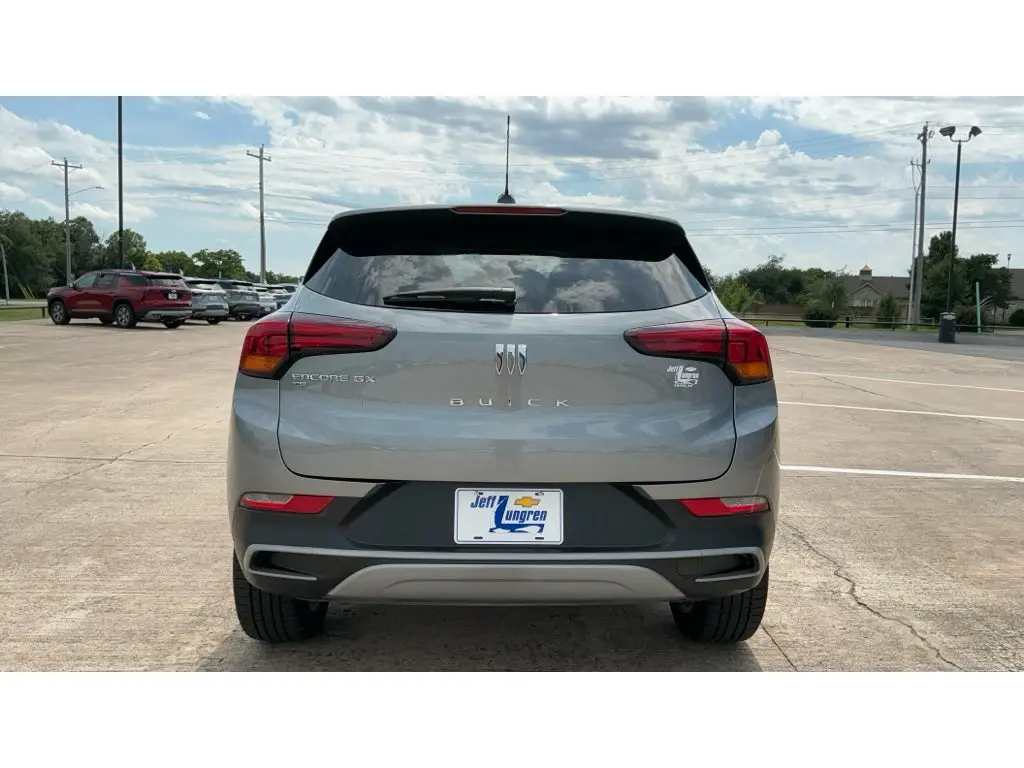 2025 Buick Encore GX Preferred AWD photo 4