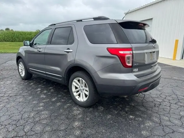 2014 Ford Explorer XLT 4x4 photo 3