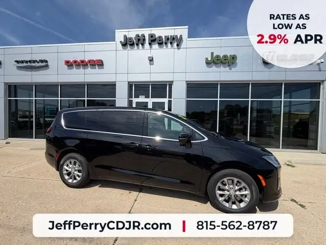 2027 Chrysler Pacifica Select AWD photo 1