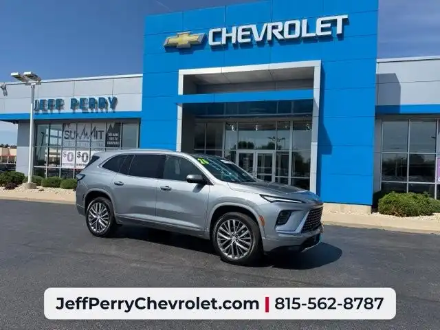 2026 Buick Enclave Avenir AWD's photo