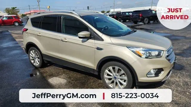 2017 Ford Escape Titanium photo 3