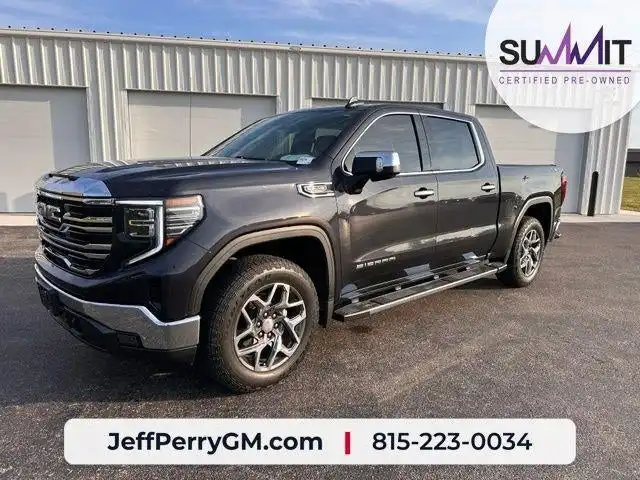 2023 GMC Sierra 4WD Crew Cab Short Box SLT's photo