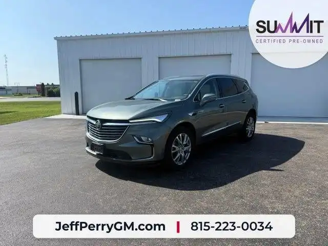 2024 Buick Enclave Essence AWD's photo